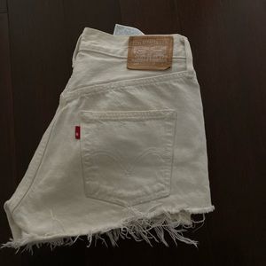 Levi shorts